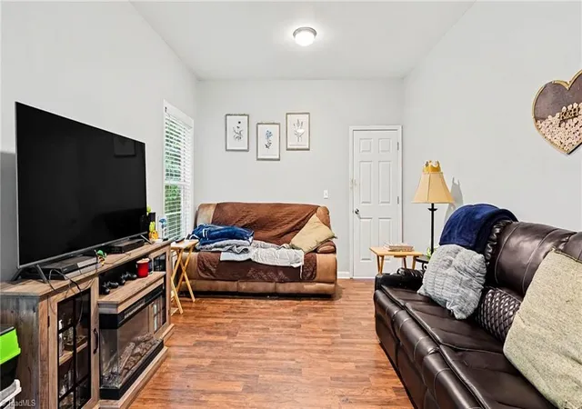 5th image of 527 Beaver Dam Rd, Liberty, NC 27298 | MLS# 1228421
