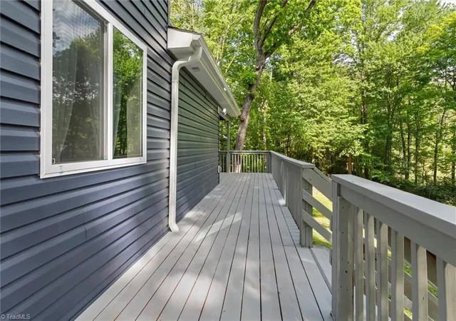 Photo 3 of Single family home for sale at 646 Country Clb Dr, State Road, NC 28676 | MLS# 1217074 | Listing updated on 2026-08-25
