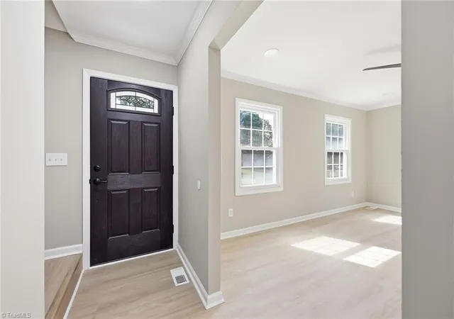 5th image of 1930 Middlewood Ct, High Point, NC 27265 | MLS# 1219790