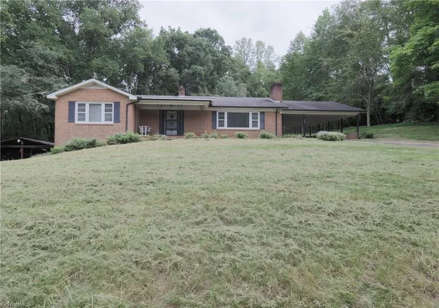 Photo 3 of Single family home for sale at 1955 Siloam Rd, Mount Airy, NC 27030 | MLS# 1233810 | Listing updated on 2026-09-15