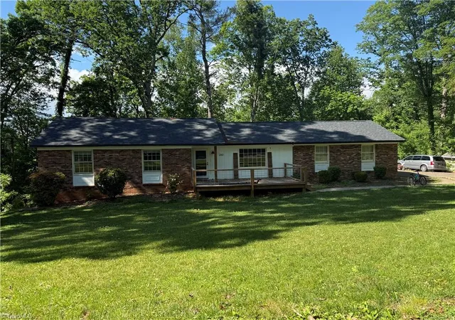 Homes for sale in North Wilkesboro, NC | 260 Caldwell Rd, North Wilkesboro, NC 28659 | MLS# 1219086