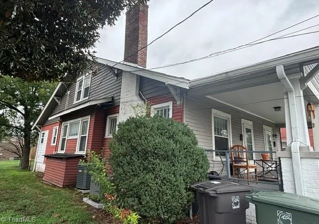 Photo 3 of Multi family home for sale at 422 N Cedar St, Greensboro, NC 27401 | MLS# 1229389 | Listing updated on 2026-09-10