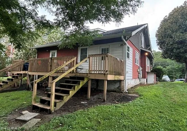 Listing Photo 4 - Condo for sale in building located at 422 N Cedar St, Greensboro, NC 27401
