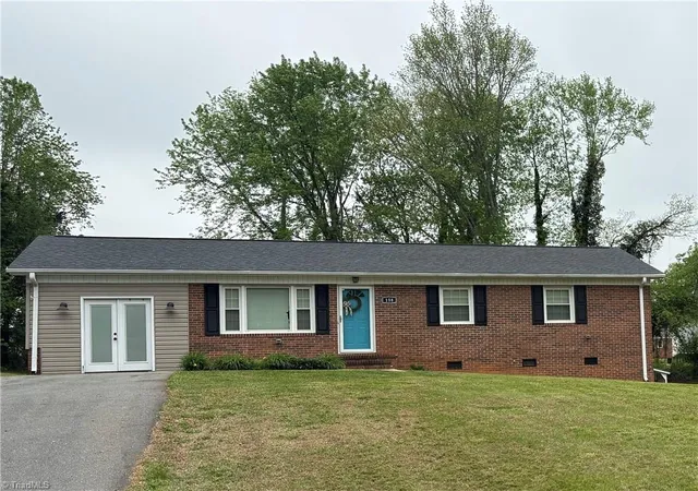 4th image of 158 Betty Ave, Mount Airy, NC 27030 | MLS# 1230012