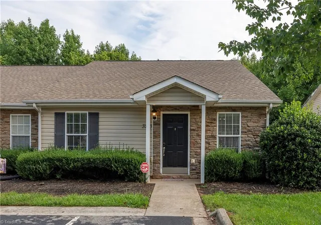 1st image of 3273 Hyde Pl Cir, Winston Salem, NC 27103 | MLS# 1232965