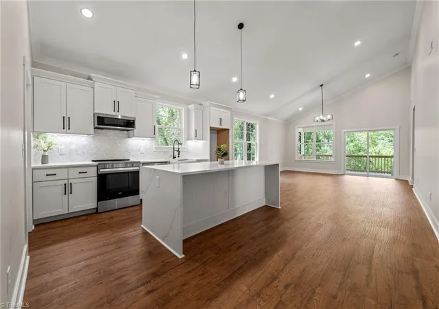 Photo 3 of Sale Pending at 2549 Pinetop Ave, Graham, NC 27253 | MLS# 1230632 | Listing updated on 2026-09-29