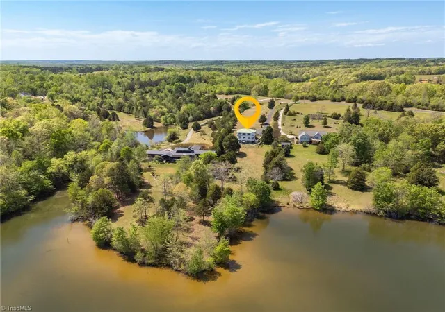 Homes for sale in Yanceyville, NC | 170 Lake Pointe Dr, Yanceyville, NC 27379 | MLS# 1215187