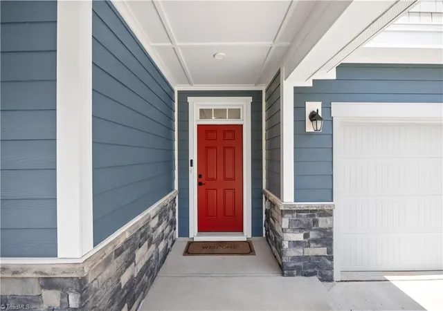 Photo 3 of Single family home for sale at 575 Kayak Ct, Mebane, NC 27302 | MLS# 1227653 | Listing updated on 2026-09-19