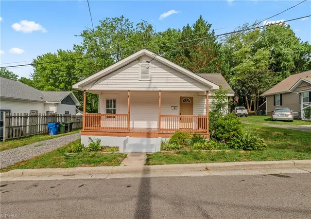 2nd image of 413 Junction St, Mount Airy, NC 27030 | MLS# 1225152