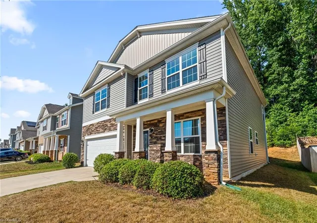 Photo 3 of Sale Pending at 1133 Hardwick Dr, Mebane, NC 27302 | MLS# 1224842 | Listing updated on 2026-09-21