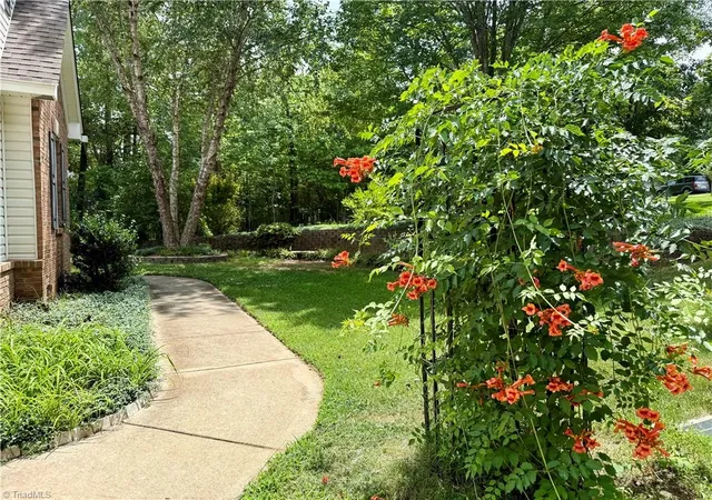 4th image of 8602 Winding Hill Dr, Stokesdale, NC 27357 | MLS# 1228572