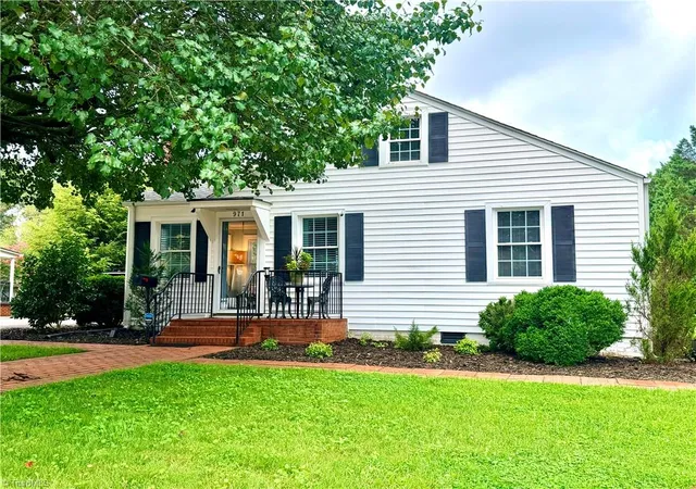 3rd image of 971 Bridge St, Elkin, NC 28621 | MLS# 1230410