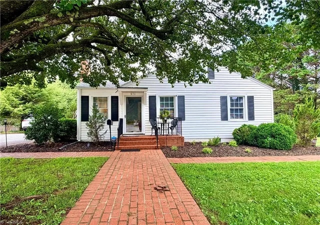43rd image of 971 Bridge St, Elkin, NC 28621 | MLS# 1230410