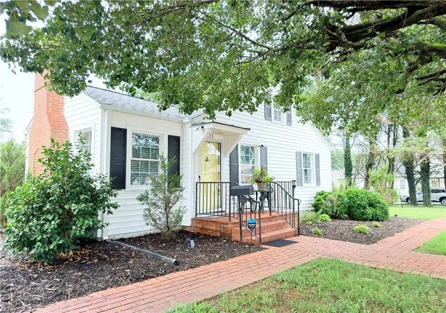 4th image of 971 Bridge St, Elkin, NC 28621 | MLS# 1230410