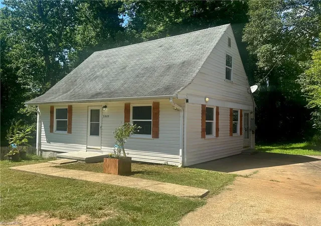 1st image of 1005 William Dr, Winston Salem, NC 27107 | MLS# 1229826