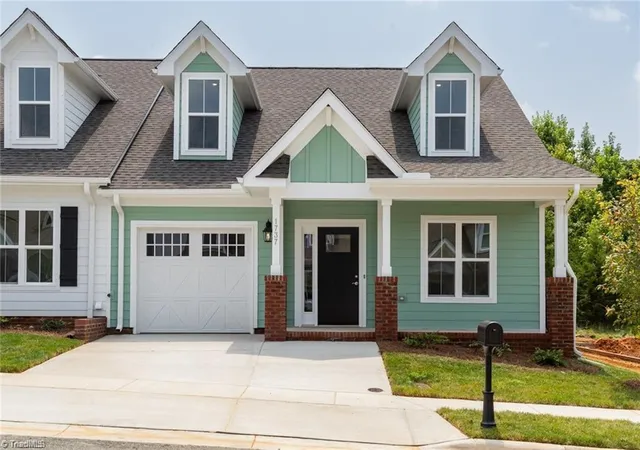 Homes for sale in Haw River, NC | 1737 Old Fields Blvd, Haw River, NC 27258 | MLS# 1219458