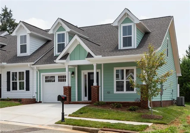 Homes for sale in Haw River, NC | 1737 Old Fields Blvd, Haw River, NC 27258 | MLS# 1219458