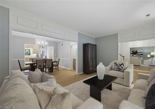 Photo 3 of Single family home for sale at 16 Fountain Manor Dr #B, Greensboro, NC 27405 | MLS# 1233415 | Listing updated on 2026-09-13