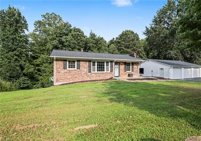 2nd image of 856 Lovelace Rd, Pelham, NC 27311 | MLS# 1230859