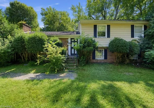 Photo 1 of Sale Pending at 534 Parkview Dr, Burlington, NC 27215 | MLS# 1237201 | Listing updated on 2026-10-29
