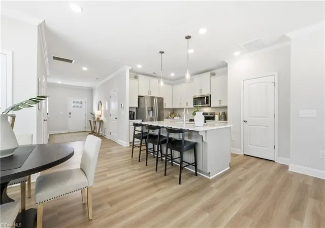 3rd image of 302 Goldberry Ln, Jamestown, NC 27282 | MLS# 1217888