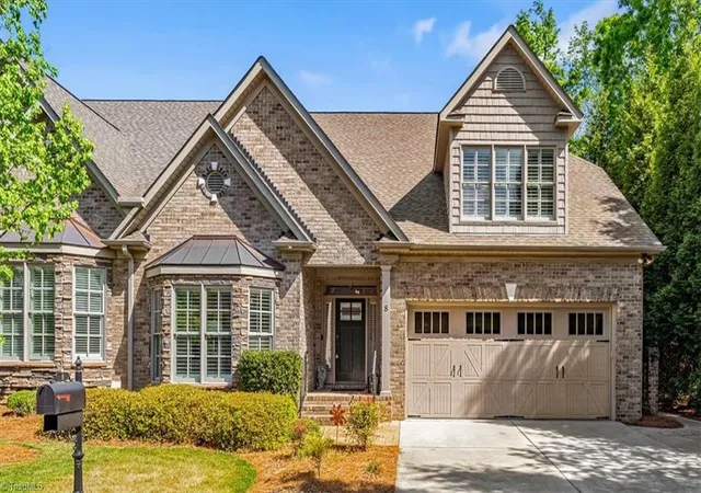 1st image of 8 Blakeney Pl, Greensboro, NC 27408 | MLS# 1216260