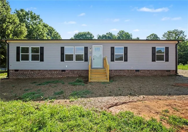 Photo 2 of Sale Pending at 540 Cecil Rd, Lexington, NC 27295 | MLS# 1227893 | Listing updated on 2026-08-08
