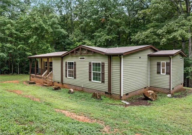 1st image of 194 Lakefield Rd, Stokesdale, NC 27357 | MLS# 1229027