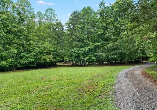 3rd image of 194 Lakefield Rd, Stokesdale, NC 27357 | MLS# 1229027