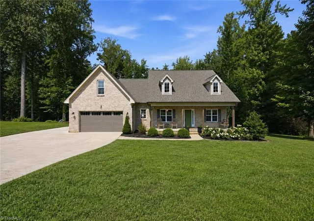 Photo 1 of Sale Pending at 2977 Bridge Point Dr, Sophia, NC 27350 | MLS# 1233601 | Listing updated on 2026-09-17