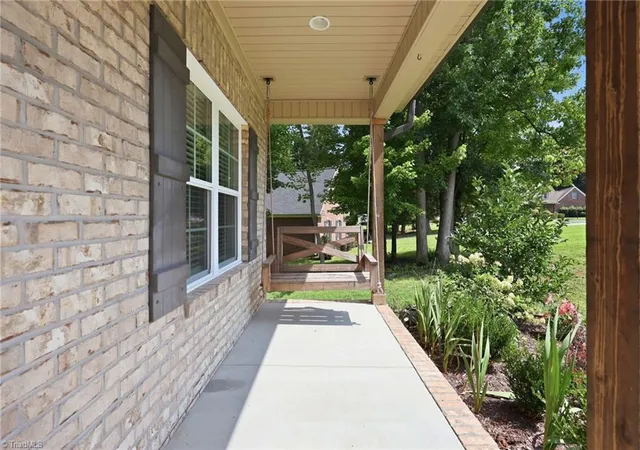 Photo 3 of Sale Pending at 2977 Bridge Point Dr, Sophia, NC 27350 | MLS# 1233601 | Listing updated on 2026-09-17