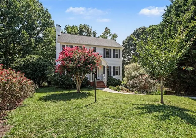 Photo 2 of Single family home for sale at 5605 Stonekirk Ct, Greensboro, NC 27407 | MLS# 1231554 | Listing updated on 2026-09-17