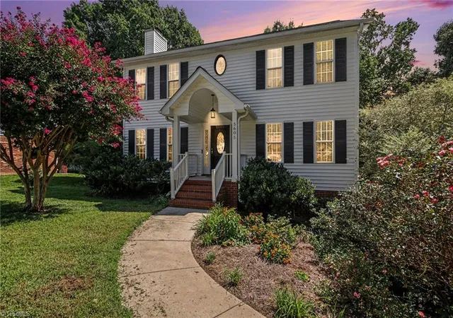 Photo 3 of Single family home for sale at 5605 Stonekirk Ct, Greensboro, NC 27407 | MLS# 1231554 | Listing updated on 2026-09-17