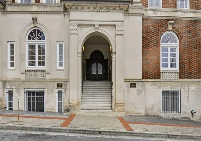 3rd image of 315 N Spruce St #304, Winston Salem, NC 27101 | MLS# 1222368