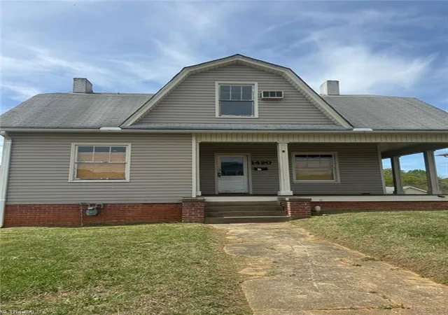 1st image of 1420 W 4th St, Winston Salem, NC 27101 | MLS# 1216533