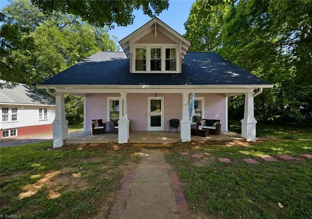 Photo 1 of Single family home for sale at 4122 S Nc Hwy 62, Burlington, NC 27215 | MLS# 1230213 | Listing updated on 2026-08-22