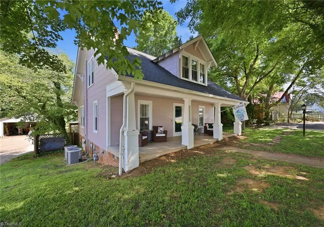 Photo 3 of Single family home for sale at 4122 S Nc Hwy 62, Burlington, NC 27215 | MLS# 1230213 | Listing updated on 2026-08-22