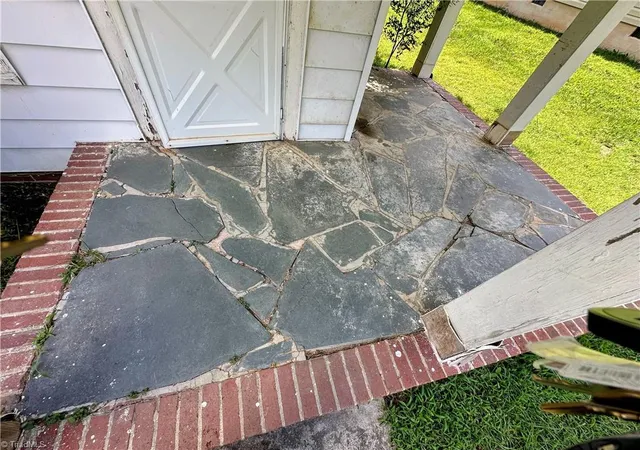 27th image of 230 Crews St, Winston Salem, NC 27101 | MLS# 1232924