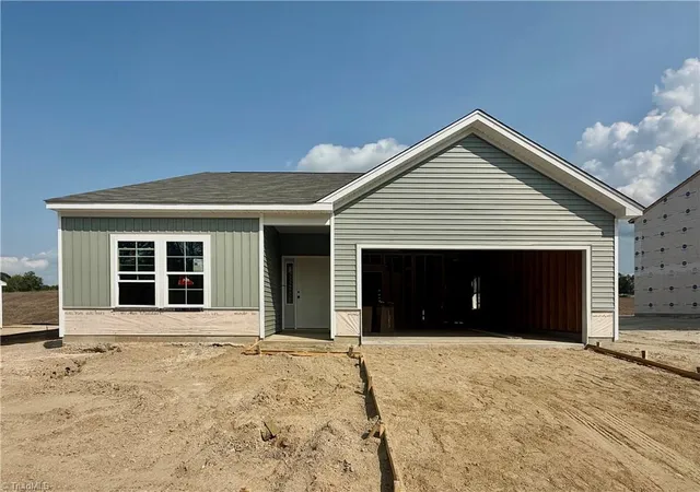 Photo 1 of Sale Pending at 5857 Latigo Ct, Clemmons, NC 27012 | MLS# 1227981 | Listing updated on 2026-08-16