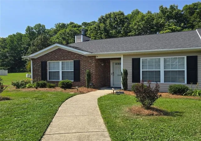 Photo 1 of Single family home for sale at 2101 Jefferson Ct, High Point, NC 27263 | MLS# 1227564 | Listing updated on 2026-08-24