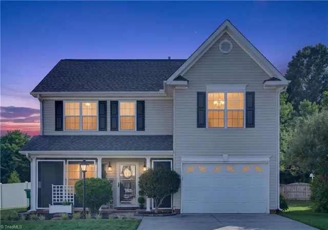 Homes for sale in High Point, NC | 6051 Birkdale Dr, High Point, NC 27265 | MLS# 1223254