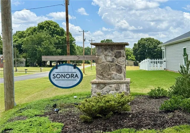 Photo 32 of Single family home for sale at 202 Alamos Ave, Lexington, NC 27295 | MLS# 1224926 | Listing updated on 2026-08-23