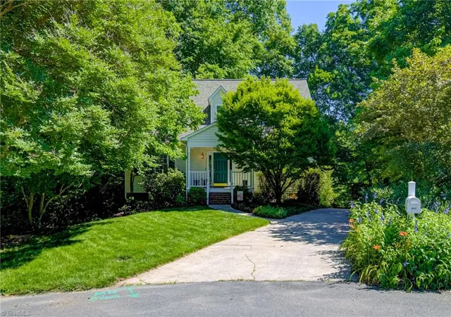 2nd image of 4005 Glenn Landing Dr, Winston Salem, NC 27107 | MLS# 1223465