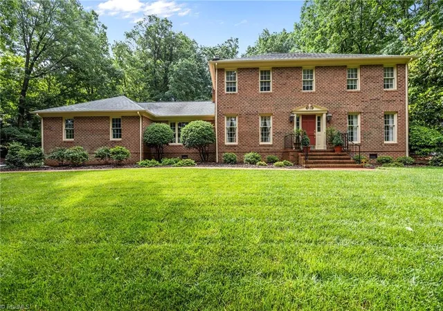 Homes for sale in Asheboro, NC | 1270 Thayer Dr, Asheboro, NC 27205 | MLS# 1205303