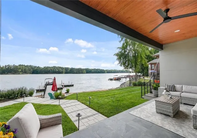 Photo 3 of Single family home for sale at 850 Mainsail Rd, Salisbury, NC 28146 | MLS# 1225776 | Listing updated on 2026-08-20