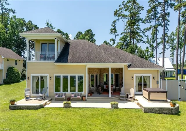 Photo 1 of Single family home for sale at 2391 Temples Point Rd, Havelock, NC 28532 | MLS# 1223733 | Listing updated on 2026-09-08