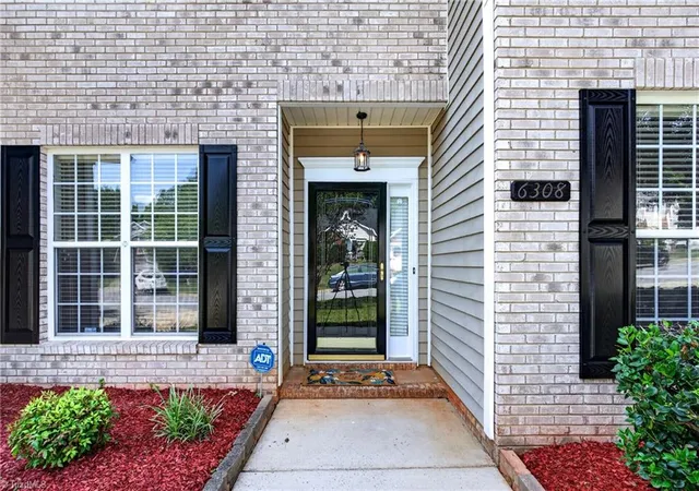 4th image of 6308 Thornblade Ct, Greensboro, NC 27410 | MLS# 1226146