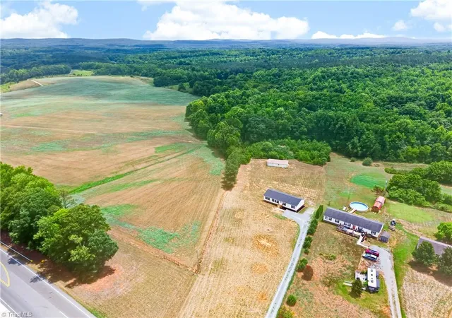 2nd image of 5379 Nc Hwy 49 S, Asheboro, NC 27205 | MLS# 1227551
