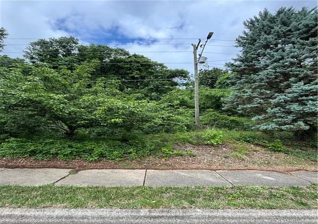 5th image of 1801 Fleming Rd, Greensboro, NC 27410 | MLS# 1222740