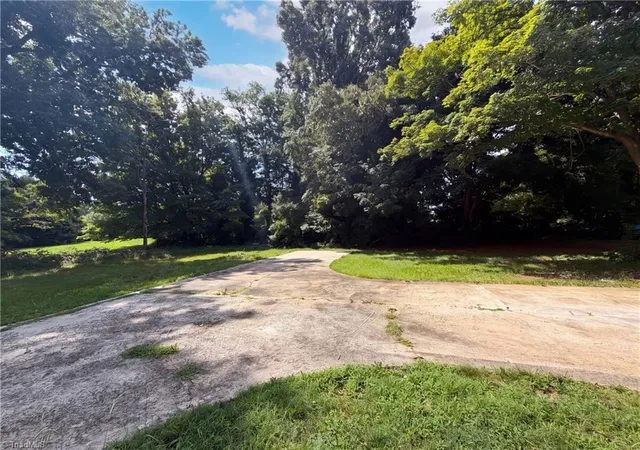 18th image of 18 Rhyne Ave, Winston Salem, NC 27127 | MLS# 1231849